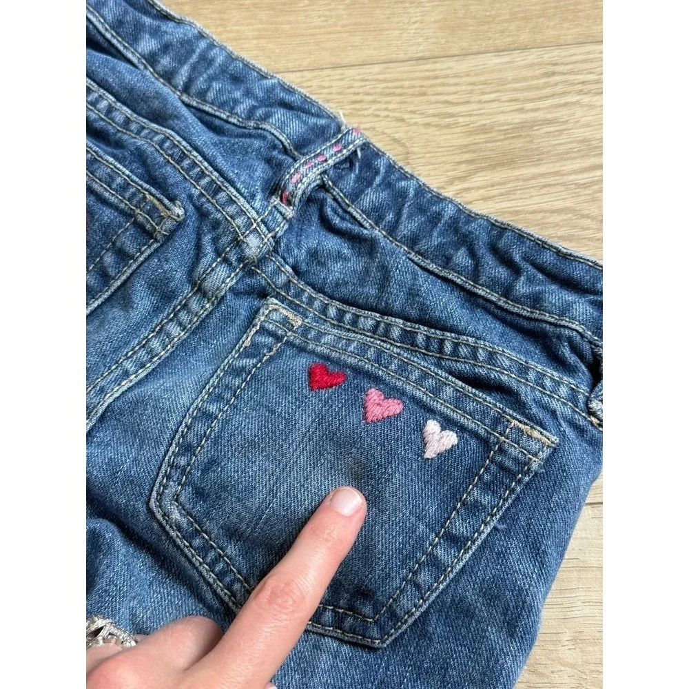 EUC Kids Girls Gap Denim embroidered Y2K Vintage flare jeans hearts size 6